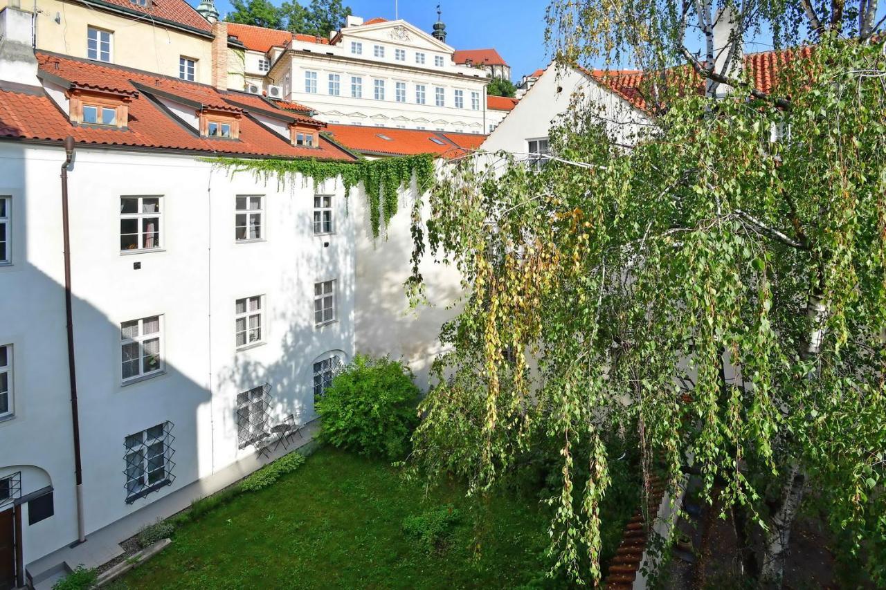 Lovely Little Cosy Apt In Praga Esterno foto